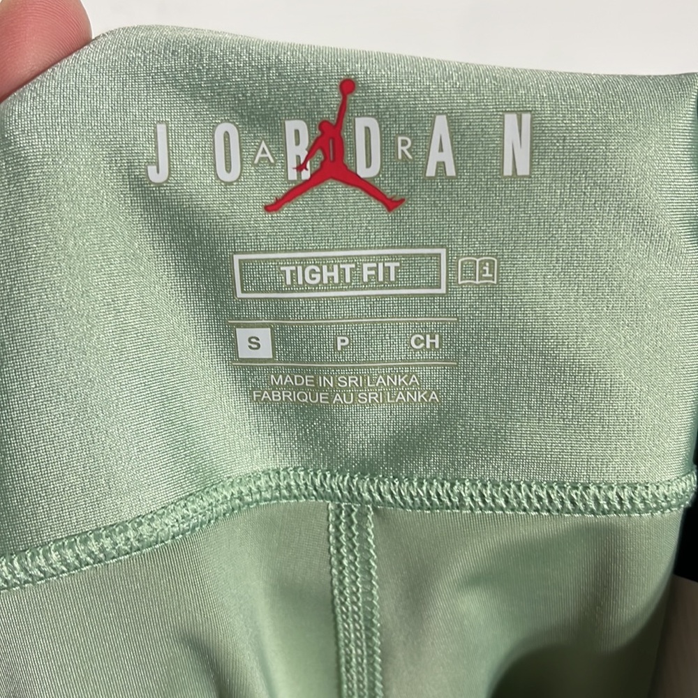 Nike Air Jordan Essential Bike Shorts Green Pink Size Small - Picture 8 of 9